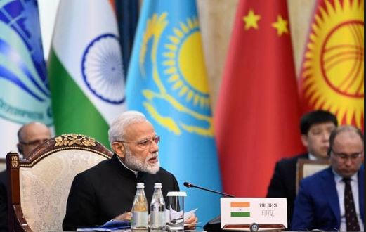 SCO Summit: સાત વખત આમને-સામને આવ્યા, આખરે પીએમ મોદી-ઈમરાન વચ્ચે થઈ દુઆ-સલામ