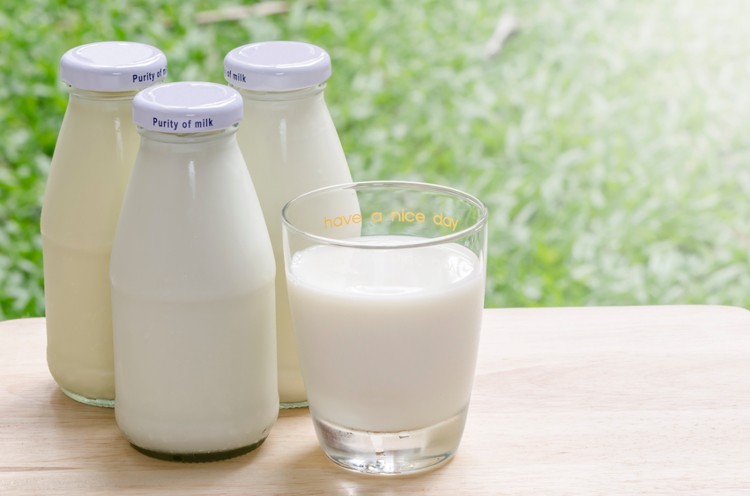 Include milk in Mid-day Meal Scheme: Venkaiah Naidu