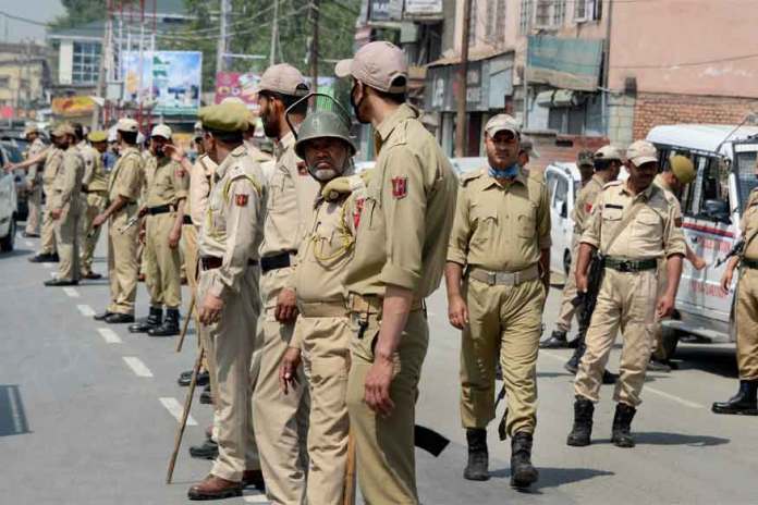 Police Officer Shot Dead in Anantnag by Militants