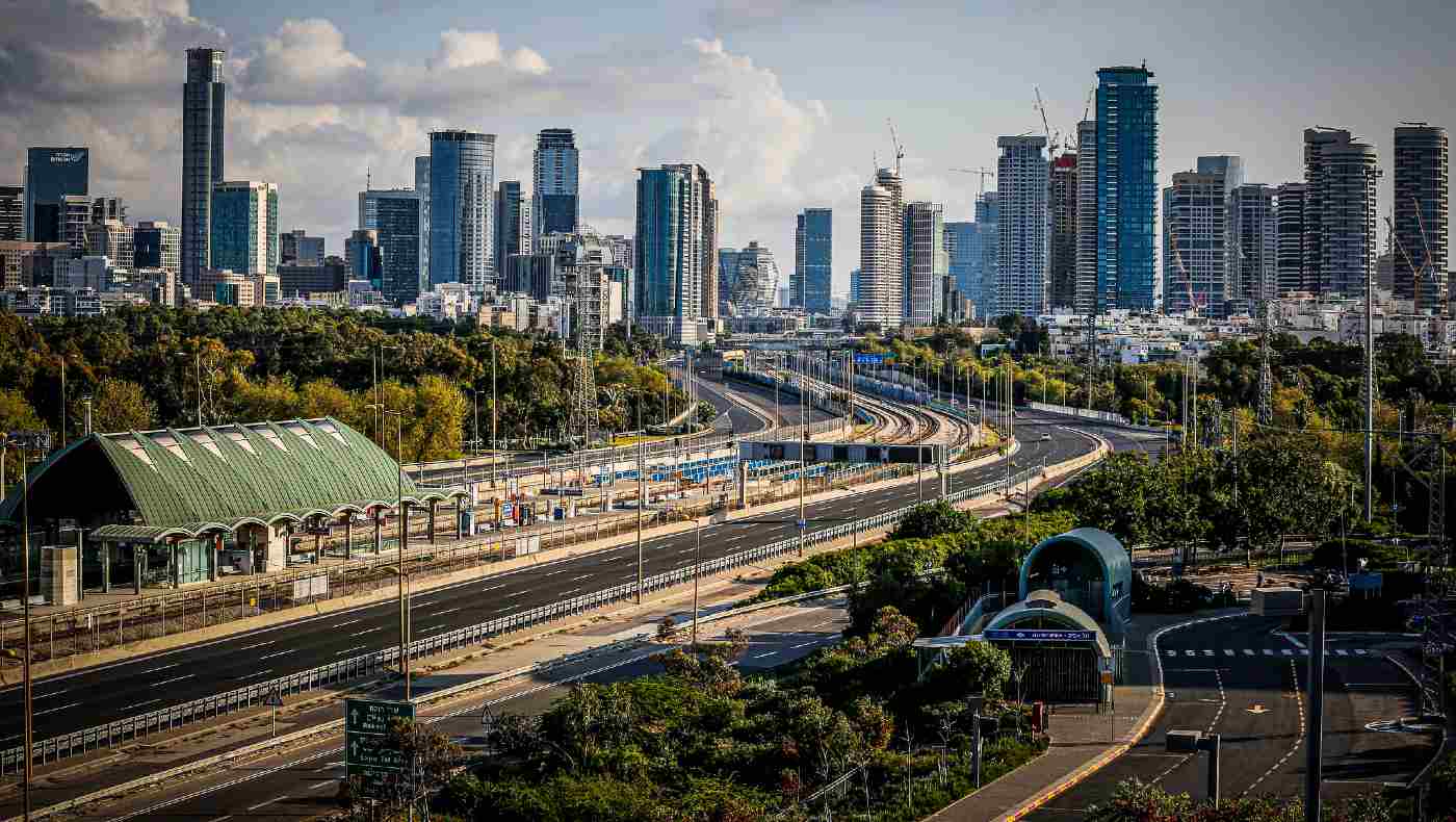 Tel-Aviv-University-Railway-Station-released-Guy-Yec