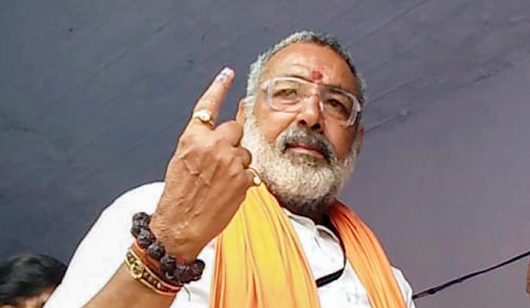Giriraj Singh Asks Public to Beat Up Government Officials if They do not Listen to Them