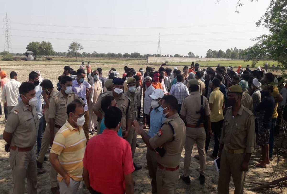 उत्तर प्रदेश : अलीगढ़ में जहरीली शराब पीने से 16 लोगों की मौत, 13 की हालत गंभीर, 3 अधिकारी निलंबित