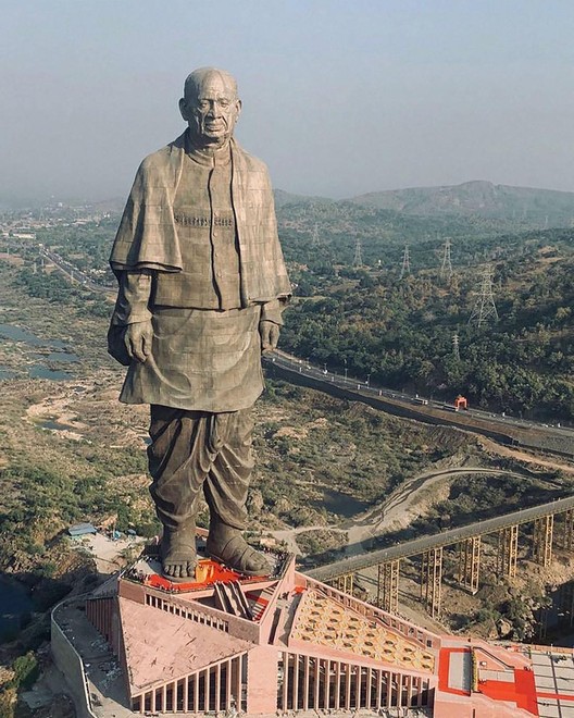 194 Crocodiles Shifted from a Lake Near Statue of Unity to Facilitate Tourists