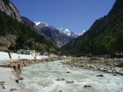 ghats-Bhagirathi-River-Gangotri-India-Uttarakhand