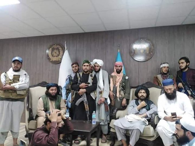 अफगानिस्तान संकट : तालिबान अब राष्ट्रीय क्रिकेट बोर्ड के कार्यालय में काबिज, साथ में पूर्व क्रिकेटर मजारी भी