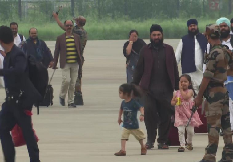 अफगानिस्तान संकट : 168 यात्रियों को लेकर हिंडन एयरबेस पर उतरा सी-17 ग्लोबमास्टर