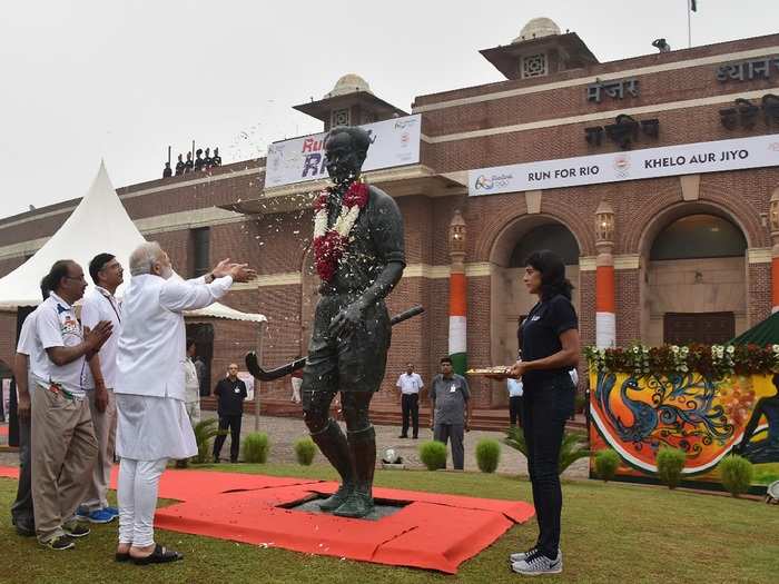 मन की बात  : पीएम मोदी ने ध्यान चंद को किया याद, बोले – हॉकी पदक ही देता है ओलंपिक में जीत का असली आनंद