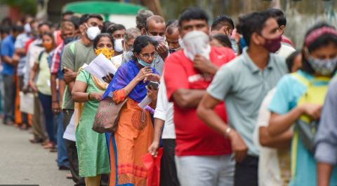 भारत में कोरोना संकट : सक्रिय मामलों की संख्या 3.20 लाख से नीचे, एक्टिव रेट एक फीसदी से कम