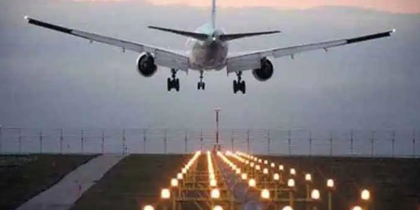 कोरोना संकट : भारत ने व्यावसायिक यात्री उडानों पर प्रतिबंध की अवधि 30 सितम्बर तक बढ़ाई