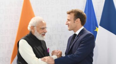 Modi macron