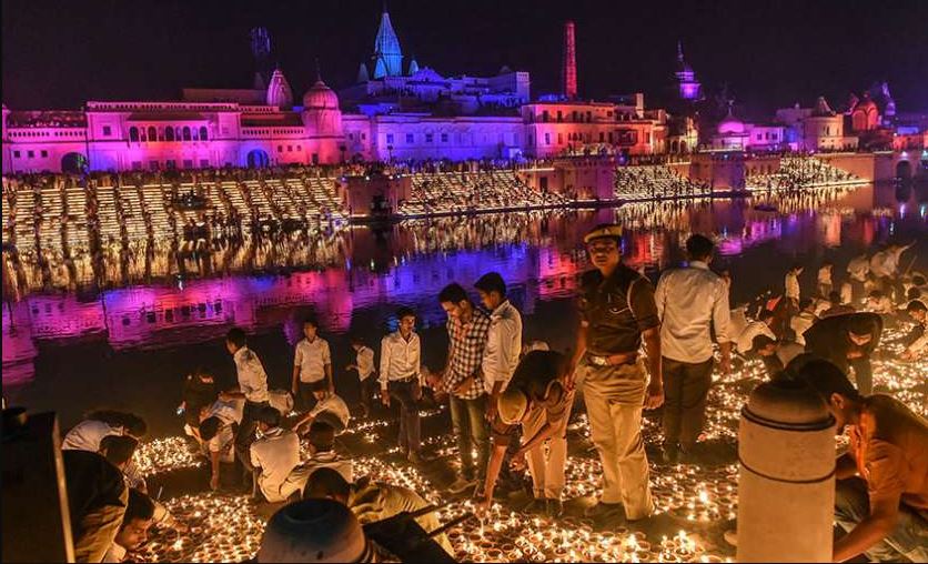 यूपी : अबकी बार साढ़े सात लाख दीयों से रोशन होगी श्री राम की नगरी अयोध्या