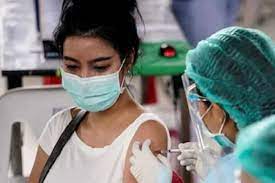 भारत में कोरोना संकट : नए संक्रमितों की संख्या 20 हजार से नीचे गिरी, सात माह में सबसे कम