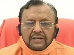 up minister suresh khanna