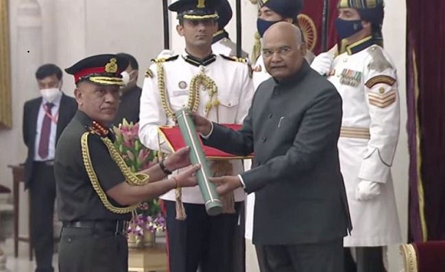 नेपाली सेना प्रमुख जनरल प्रभु राम शर्मा भारतीय सेना के जनरल की मानद उपाधि से सम्मानित