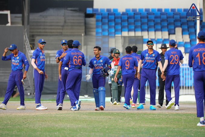 अंडर-19 एशिया कप क्रिकेट : बांग्लादेश को 103 रनों से हरा भारत फाइनल में, श्रीलंका से खिताबी मुलाकात