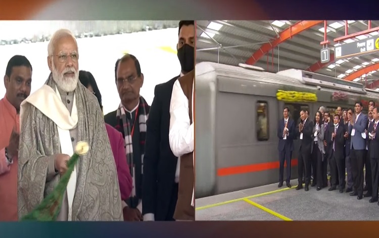 पीएम मोदी ने कानपुर मेट्रो रेल परियोजना के पूरे हो चुके खण्‍ड का लोकार्पण किया