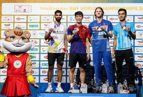 विश्व बैडमिंटन : स्वर्ण पदक नहीं जीत सके किदाम्बी श्रीकांत, फाइनल में सिंगापुरी शटलर लो केन येव से हारे