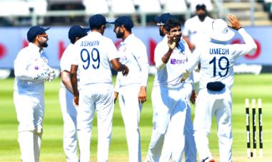 केपटाउन टेस्ट : बुमराह ने किए 5 शिकार, टीम इंडिया को 13 रनों की संकीर्ण बढ़त