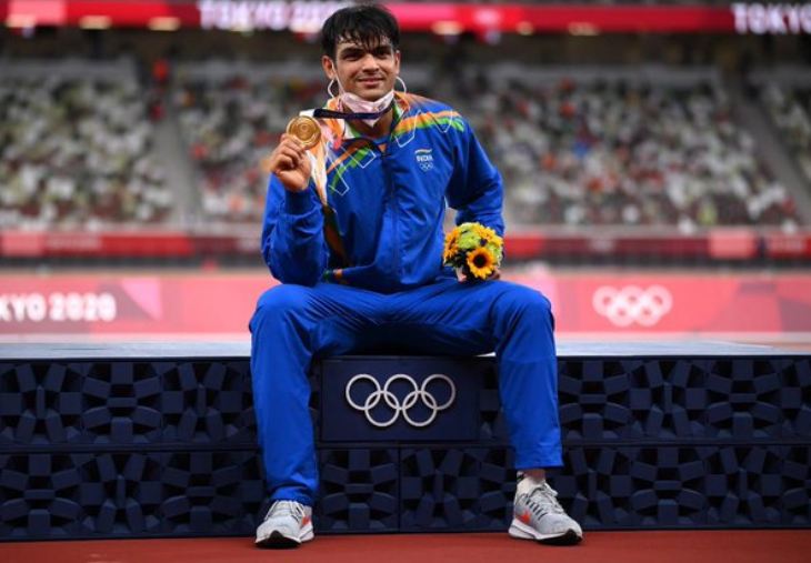 टोक्यो ओलंपिक के स्वर्ण पदक विजेता नीरज चोपड़ा को परम विशिष्ट सेवा पदक, 384 को वीरता पुरस्कार