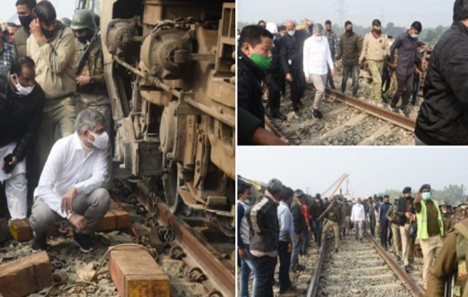 बीकानेर एक्सप्रेस हादसा : मृतकों की संख्या 9 तक पहुंची, रेल मंत्री अश्विनी वैष्णव ने दुर्घटनास्थल का दौरा किया