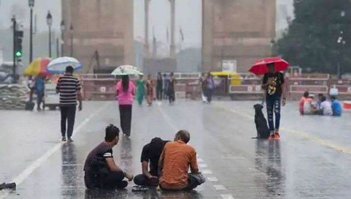 दिल्ली और आसपास के इलाके में हुई हल्की बारिश