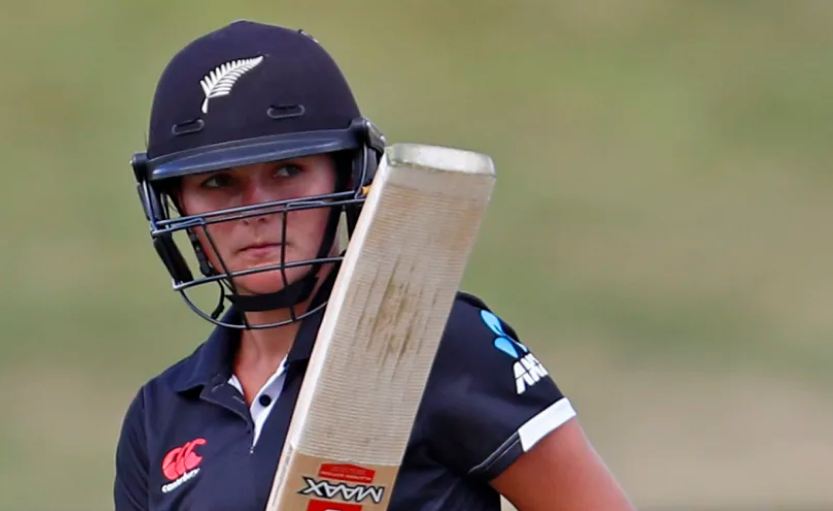 महिला क्रिकेट : एक दिनी सीरीज में न्यूजीलैंड के खिलाफ  भारत की लगातार चौथी पराजय