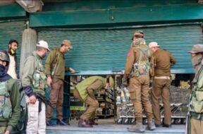 जम्मू-कश्मीर में आतंकी नेटवर्क का भंडाफोड़ 1