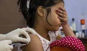 बच्चों का कोविड टीकाकरण
