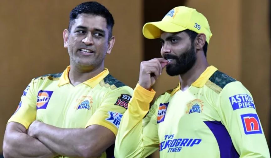 टाटा आईपीएल : रवींद्र जडेजा ने छोड़ी चेन्नई सुपर किंग्स की कप्तानी, माही के हाथों फिर टीम की बागडोर