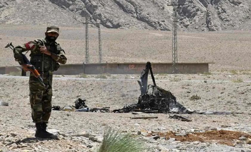 पाकिस्तान ने अफगानिस्तान में किया हवाई हमला, बच्चों और महिलाओं सहित 30 से ज्यादा लोगों की मौत