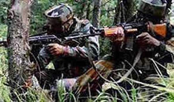 जम्मू-कश्मीर : कुपवाड़ा में सेना के साथ मुठभेड़ में लश्कर के तीन आतंकी ढेर