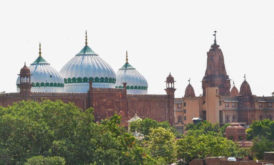 उत्तर प्रदेश : मथुरा में भी ईदगाह मस्जिद परिसर को सील करने के लिए याचिका दायर