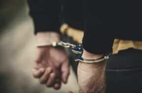 सीबीआई के चार अधिकारी गिरफ्तार