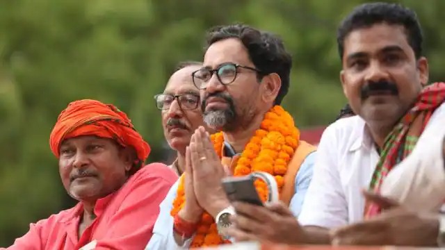 यूपी : जीत के बाद निरहुआ का दावा- अखिलेश ने धर्मेंद्र यादव को हराने के लिए लड़वाया चुनाव