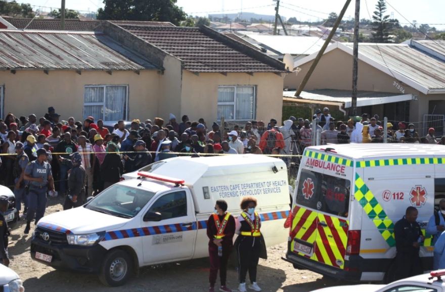 दक्षिण अफ्रीका : ईस्ट लंदन के एक नाइट क्लब में 21 नाबालिगों की रहस्यमय मौत