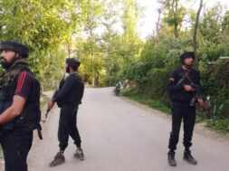 कश्मीर में सैन्य अभियान