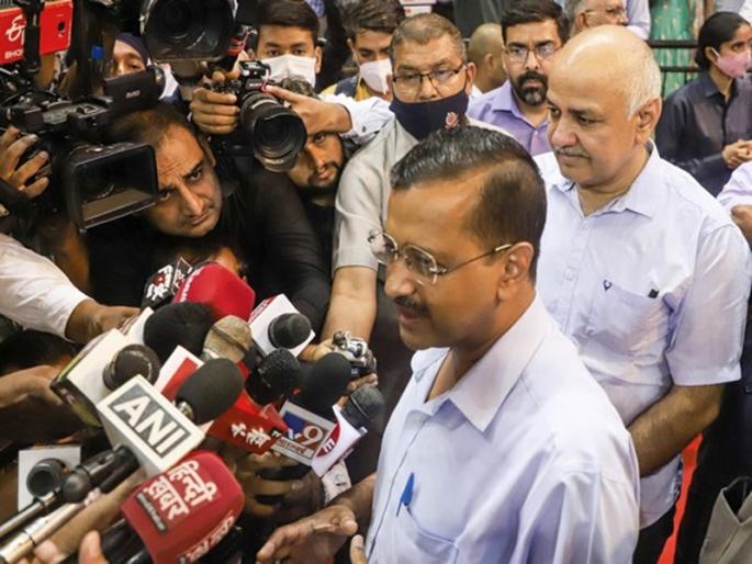 दिल्ली सरकार ने पलटी मारी – सीएम केजरीवाल ने पुरानी आबकारी नीति पर लौटने का फैसला किया