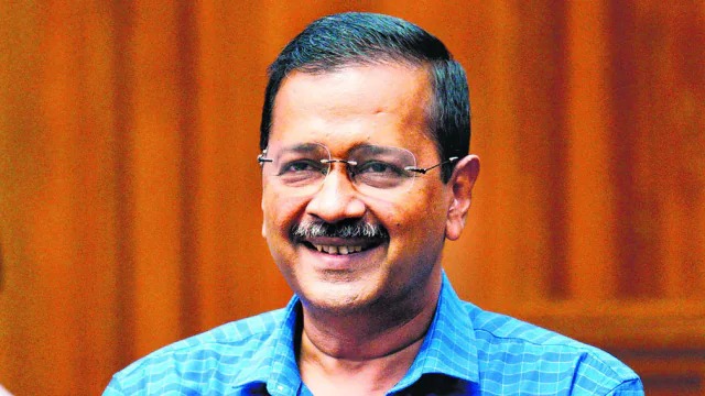 दिल्ली :  AAP के नौ विधायक बैठक से रहे दूर, फिलहाल केजरीवाल सरकार पर कोई खतरा नहीं