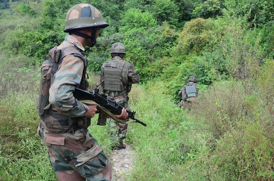 जम्मू-कश्मीर : पाकिस्तान की ओर से भारतीय सीमा में घुसपैठ, दो आतंकी ढेर