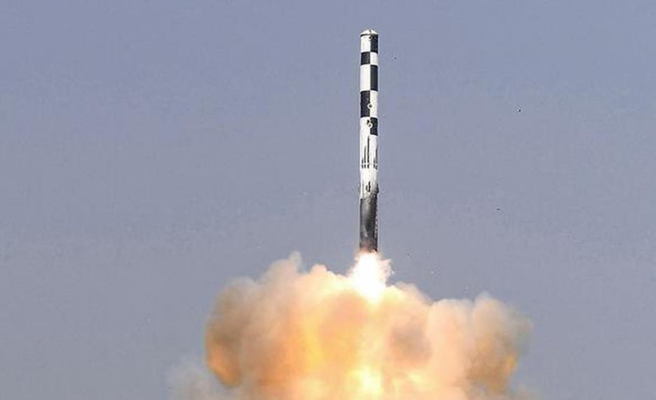 वायुसेना के 3 अधिकारी सेवा से बर्खास्त, पाकिस्तानी क्षेत्र में गलती से मिसाइल दागने का जिम्मेदार ठहराया गया
