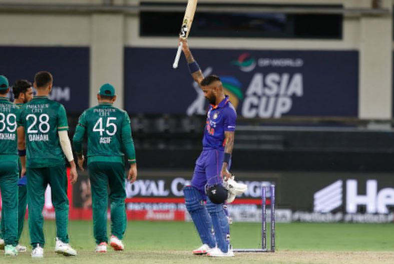 एशिया कप : भारत ने चुकाया पाकिस्तान से हिसाब, 5 विकेट से मिली जीत के हीरो बने हार्दिक पांड्या व रवींद्र जडेजा