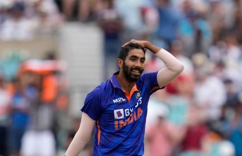 टीम इंडिया को बड़ा झटका : तेज गेंदबाज जसप्रीत बुमराह पीठ में फ्रैक्चर के चलते टी20 विश्व कप से बाहर