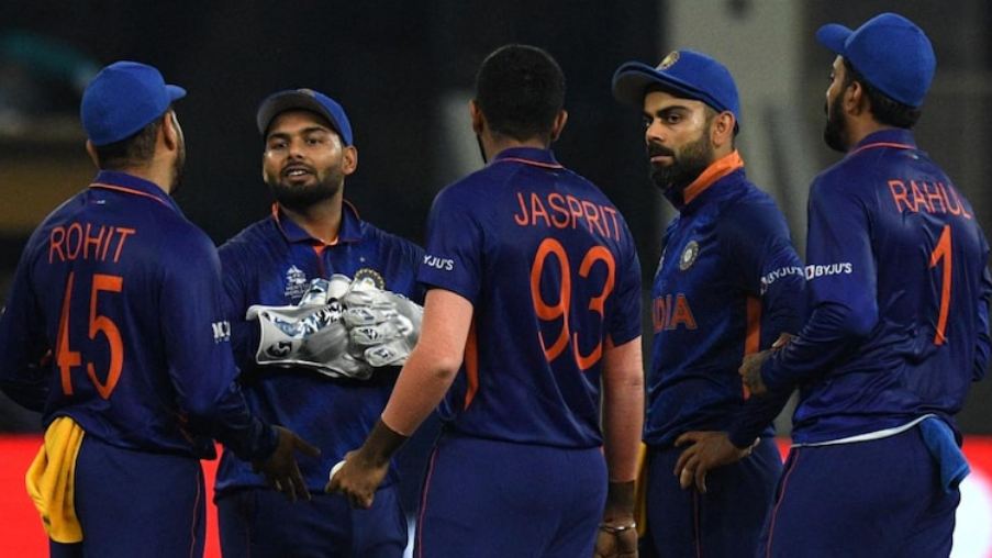 टी20 विश्व कप के लिए 15 सदस्यीय भारतीय टीम घोषित, चोटिल जसप्रीत बुमराह और हर्षल पटेल की वापसी