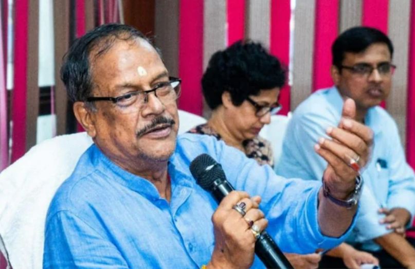 कोयला घोटाला मामले में काररवाई : पश्चिम बंगाल के कानून मंत्री मलय घटक के आवास पर सीबीआई का छापा