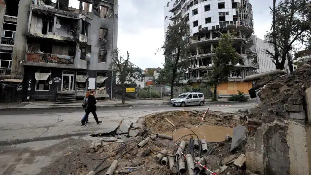 यूक्रेन के जापोरिज्जिया शहर में नागरिकों के काफिले पर रूस का मिसाइल अटैक, 30 की मौत 88 घायल