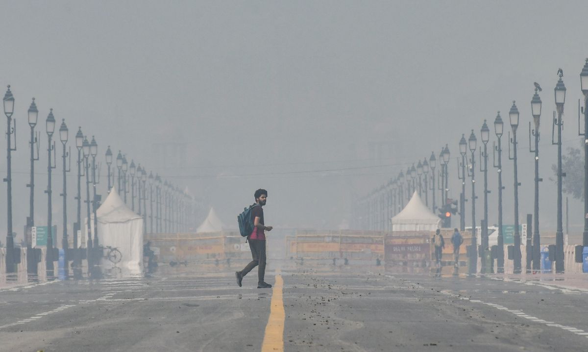 दिल्ली-एनसीआर में प्रदूषण बढ़ने के बाद लागू हुआ GRAP स्टेज 3, निर्माण कार्यों पर भी लगी रोक