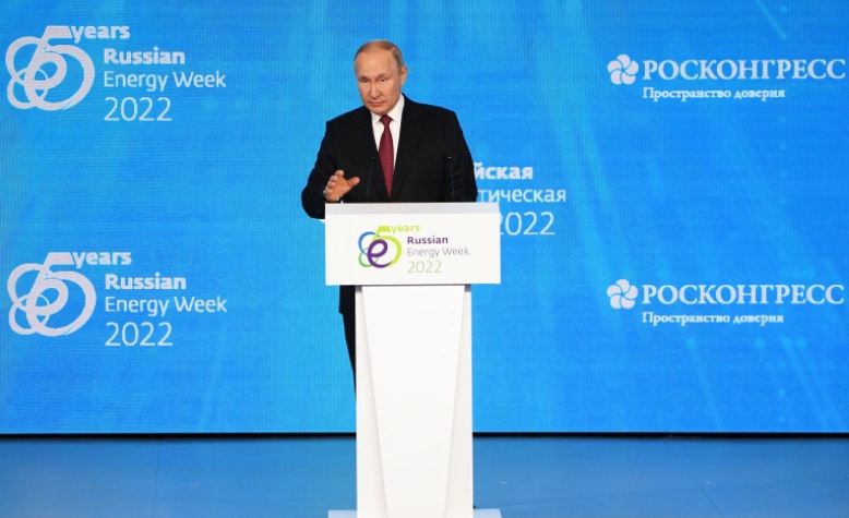 रूसी राष्ट्रपति व्लादिमिर पुतिन ने कहा – यूरोप को गैस की आपूर्ति फिर से शुरू करने के लिए तैयार