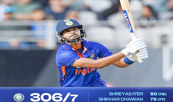 शिखर धवन व श्रेयस अय्यर के प्रहार से भारत ने न्यूजीलैंड को दिया 306 रनों का चुनौतीपूर्ण स्कोर