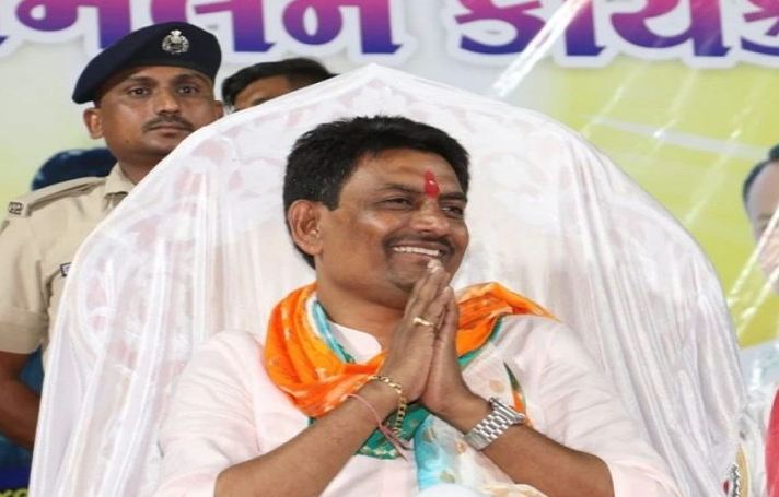गुजरात चुनाव : भाजपा ने जारी की 12 प्रत्याशियों की चौथी सूची, गांधीनगर दक्षिण से लड़ेंगे अल्पेश ठाकोर