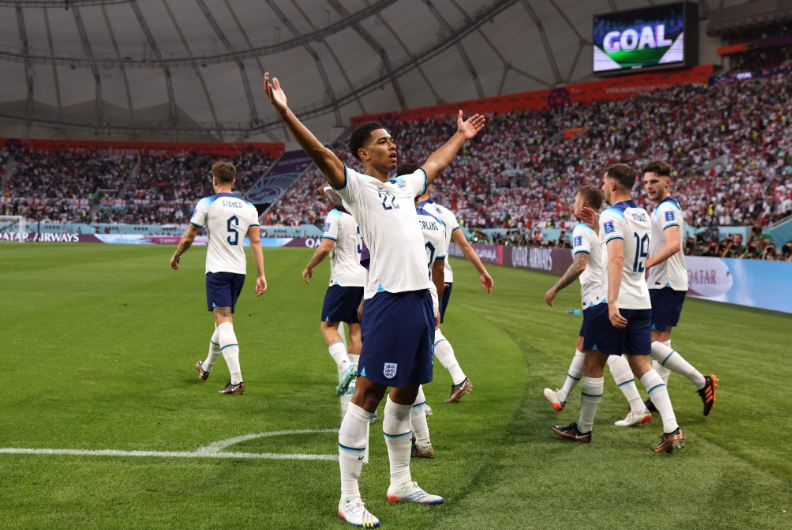 फीफा विश्व कप : इंग्लैंड की शानदार शुरुआत, ईरान को 6-2 से रौंदा, नीदरलैंड्स का भी खाता खुला